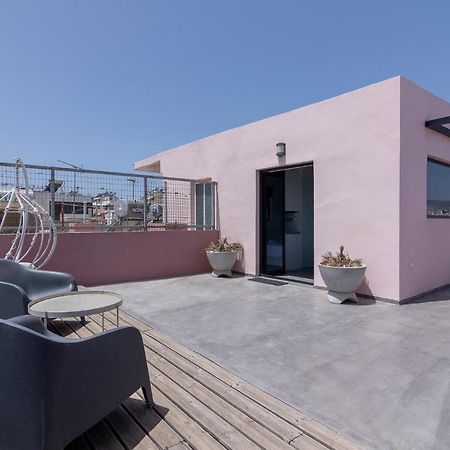 Apartment With Terrace In Пирея Екстериор снимка