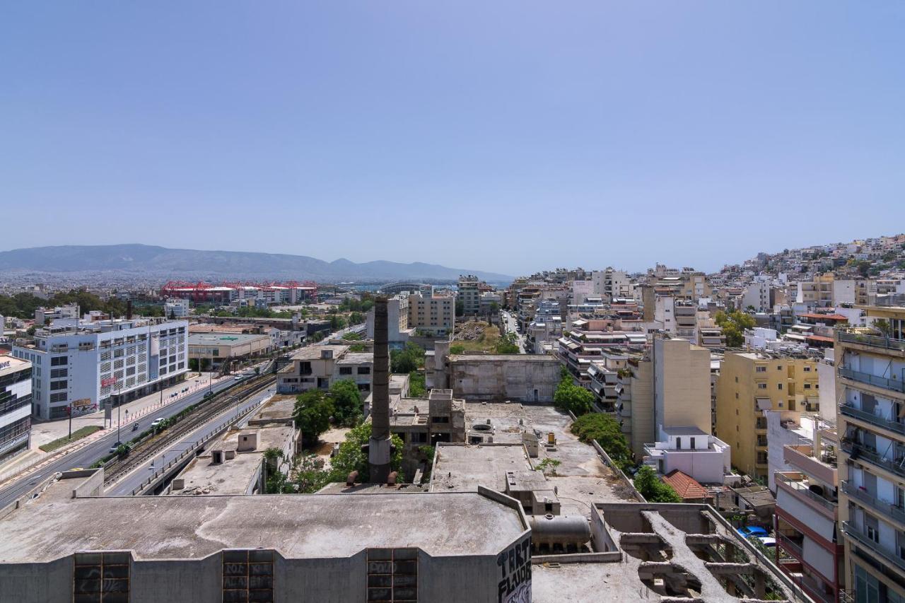 Apartment With Terrace In Пирея Екстериор снимка